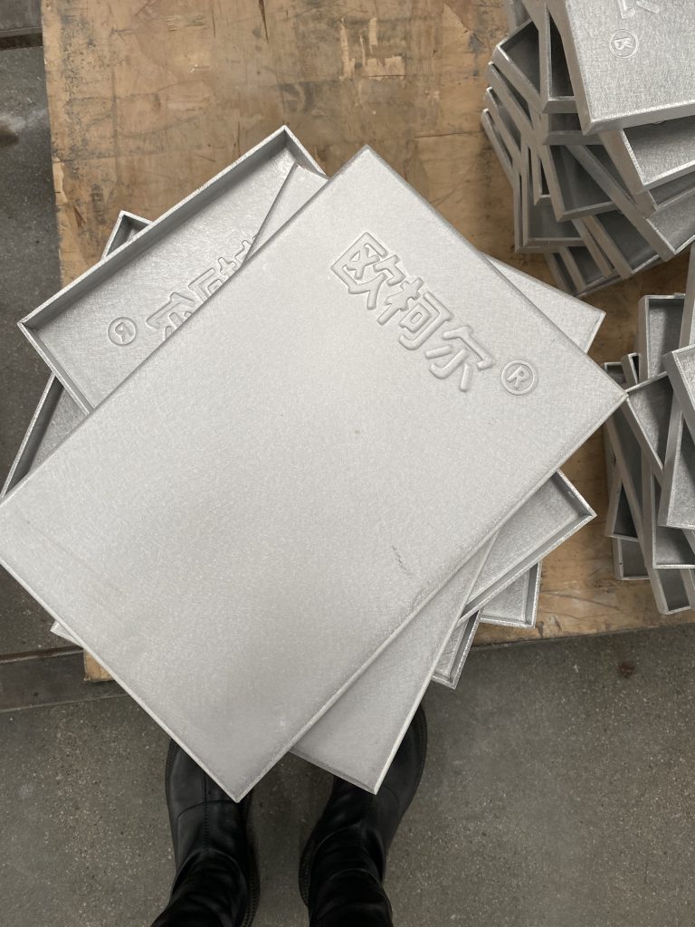 成都幕墙铝单板厂家浅析影响铝单板产品价格的因素